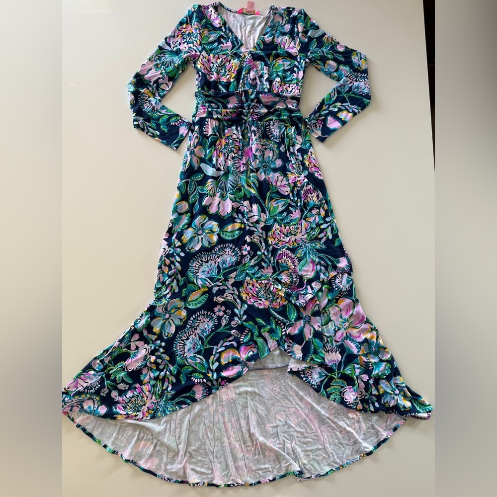 Lily Pulitzer-V Neck-Maxi-Floral-Maxi Dress-Asymmetrical Hem-Long Sleeve-Size XS